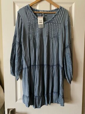 solitaire embroidered dress SOLITAIRE Three-quarter Sleeve Floral Embroidered Cutout Dress VinNews Recommendations